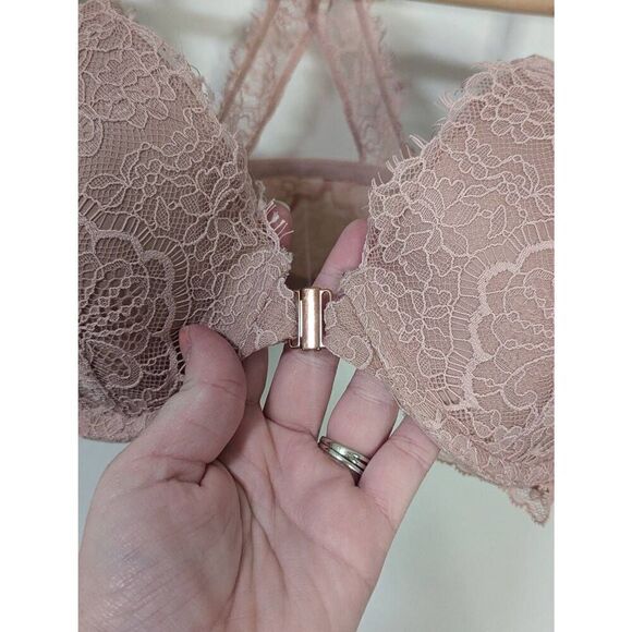 Victoria's Secret Pink/Nude Lace Lined Demi Racerback Bra - Size 34DD - Picture 2 of 4